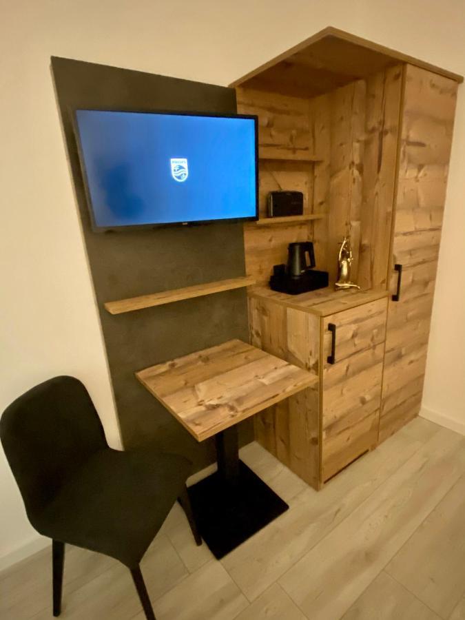 Hostel Harzer Hof Гослар Екстер'єр фото