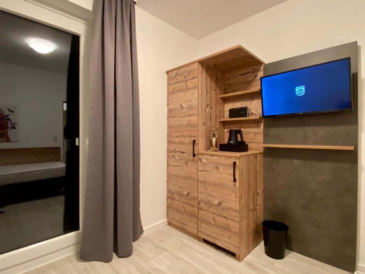 Hostel Harzer Hof Гослар Екстер'єр фото